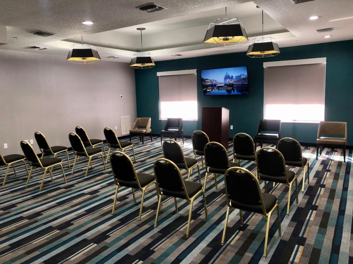 La Quinta By Wyndham Tampa Central Kültér fotó