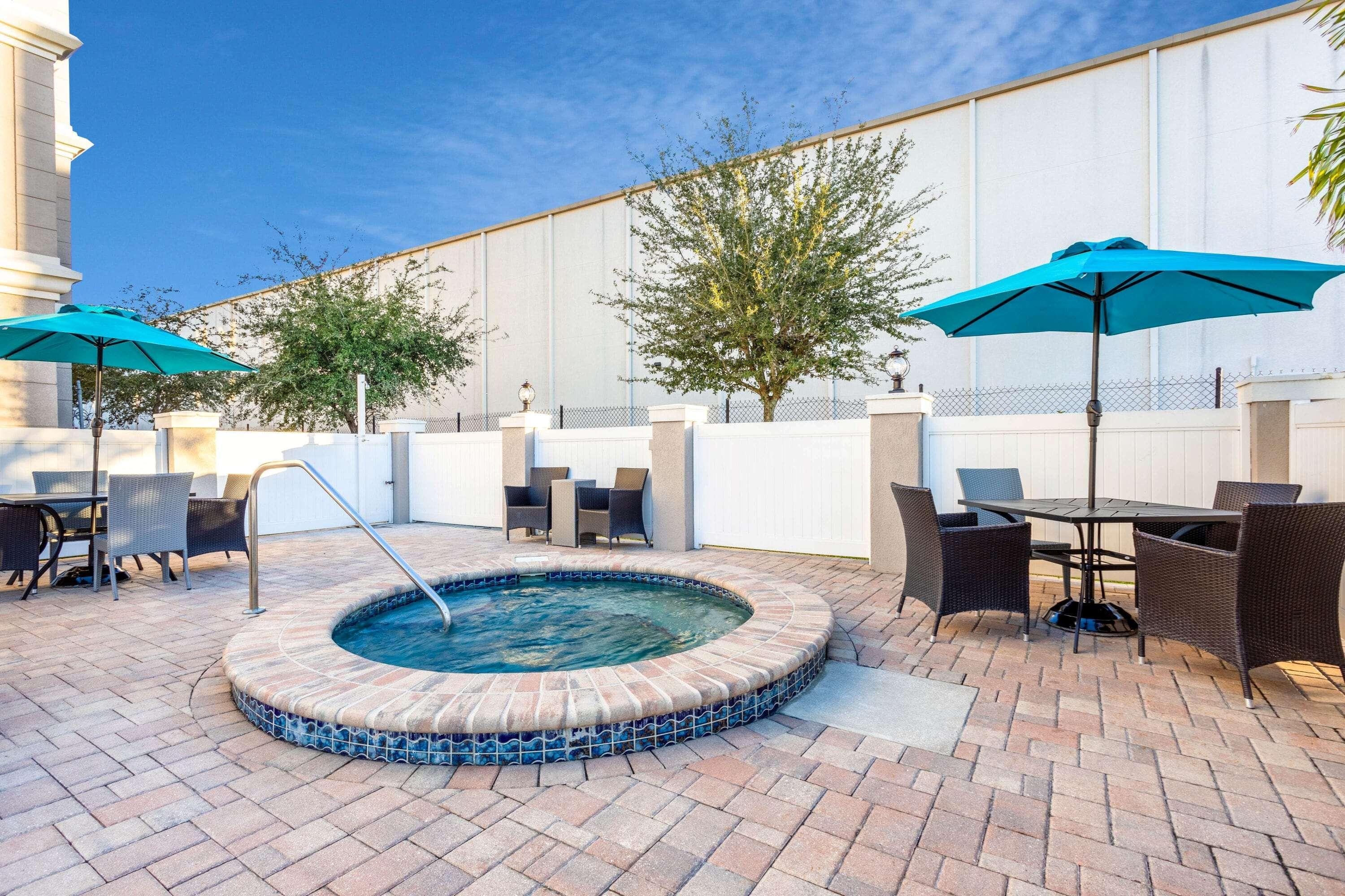La Quinta By Wyndham Tampa Central Kültér fotó