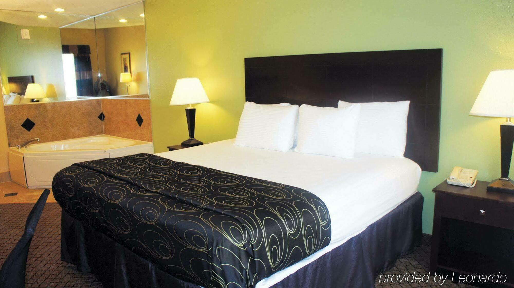 La Quinta By Wyndham Tampa Central Kültér fotó